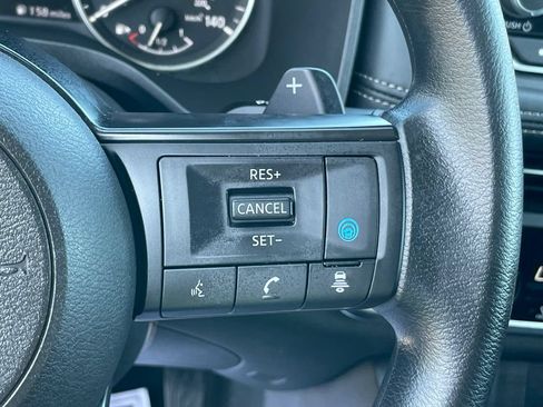 Certified 2024 Nissan Rogue SV AWD/4WD image 13