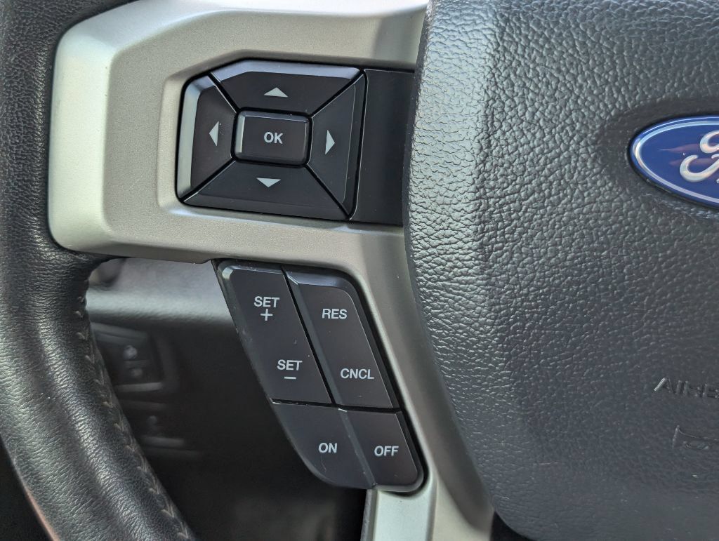 Used 2019 Ford F150 Lariat w/ Equipment Group 502A Luxury AWD/4WD image 13