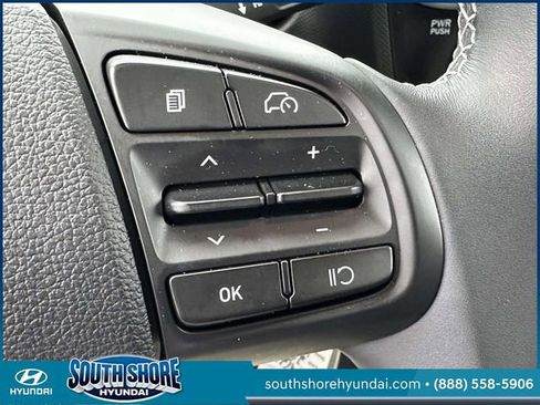 Certified 2023 Hyundai Venue SEL w/ Cargo Package image 22