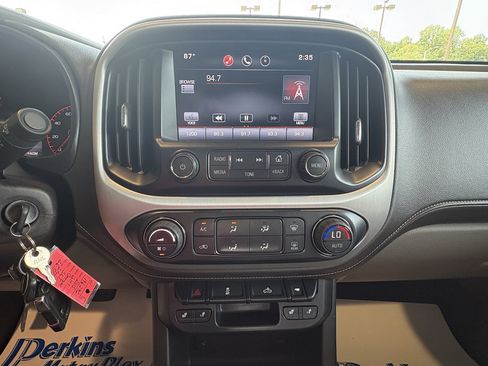 Used 2015 GMC Canyon SLT AWD/4WD image 19