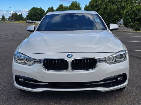 Used 2018 BMW 330i Sedan RWD image 8
