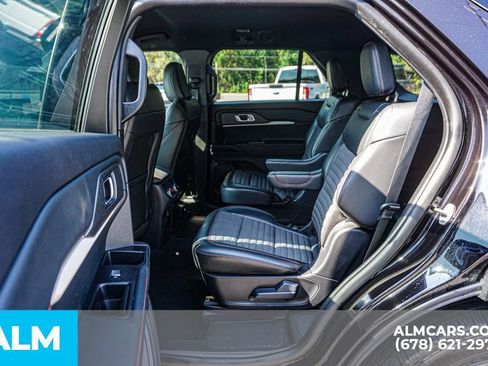 Used 2025 Ford Explorer ST-Line image 21