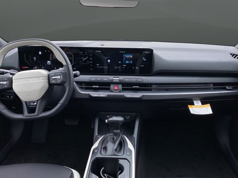 New 2026 Kia K4 GT-Line FWD image 11