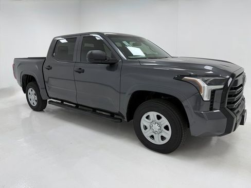 New 2026 Toyota Tundra SR image 1