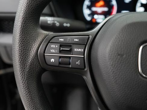 Used 2024 Honda CR-V EX image 17