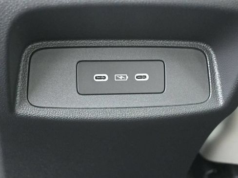 Used 2025 Acura RDX SH-AWD w/ Technology Package image 22