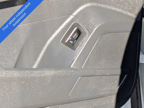 Used 2019 Volkswagen Atlas SE image 16