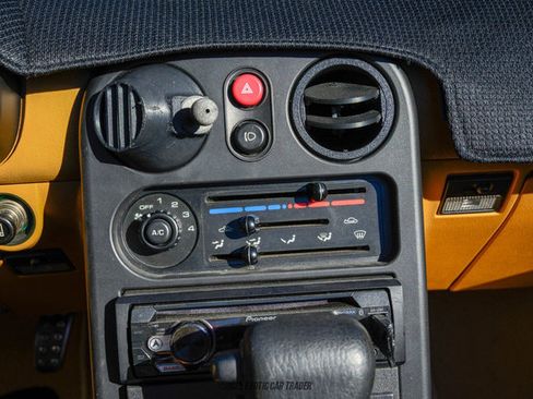 Used 1991 MAZDA MX-5 Miata Special Edition image 43