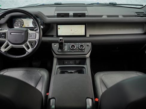 Used 2022 Land Rover Defender 110 SE image 17