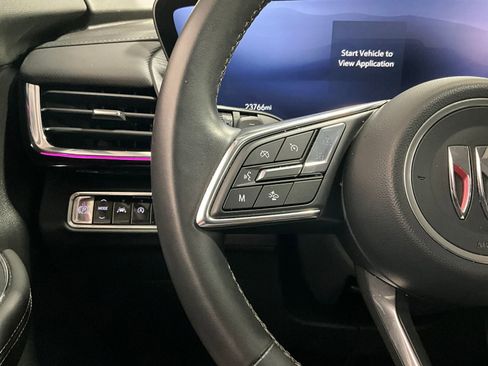 Used 2025 Buick Envision Preferred image 17