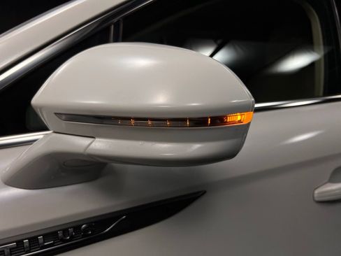 Used 2022 Lincoln Nautilus Reserve w/ Luxury Package image 33