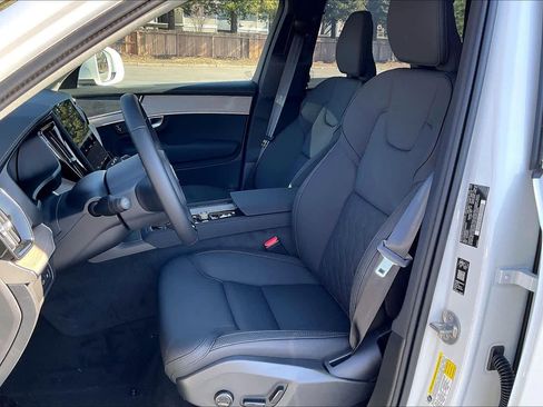 New 2026 Volvo XC90 T8 Plus w/ Protection Package image 11