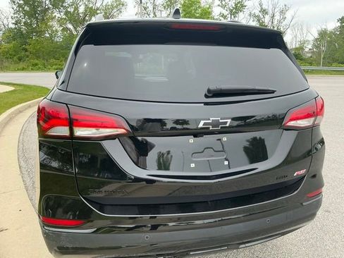 Used 2024 Chevrolet Equinox RS w/ LPO, Floor Liner Package AWD/4WD image 10