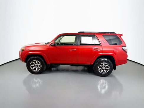 Used 2020 Toyota 4Runner TRD Off-Road AWD/4WD image 4