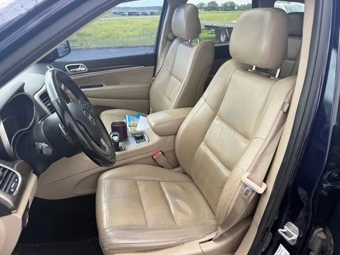 Used 2014 Jeep Grand Cherokee Limited AWD/4WD image 12