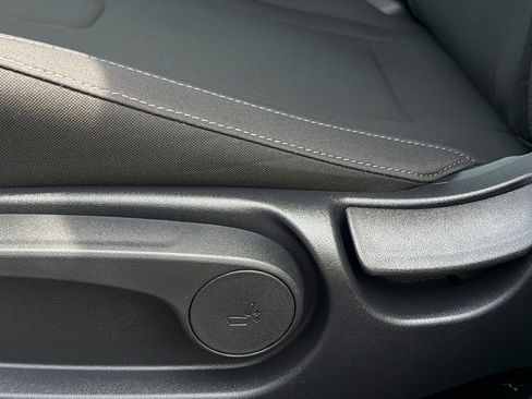 Certified 2026 Hyundai Elantra Sport FWD image 17