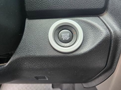 Used 2017 RAM 1500 Laramie w/ Convenience Group image 20