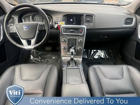 Used 2016 Volvo V60 T5 Premier AWD/4WD image 2