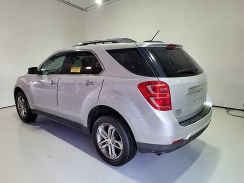 Used 2016 Chevrolet Equinox LTZ w/ Enhanced Convenience Package image 17