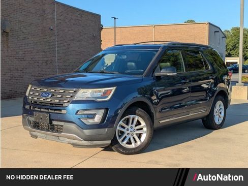 Used 2017 Ford Explorer XLT w/ Equipment Group 202A FWD image 1