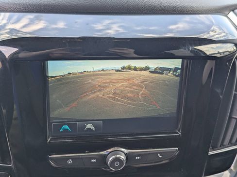 Used 2018 Chevrolet Traverse LT AWD/4WD image 15
