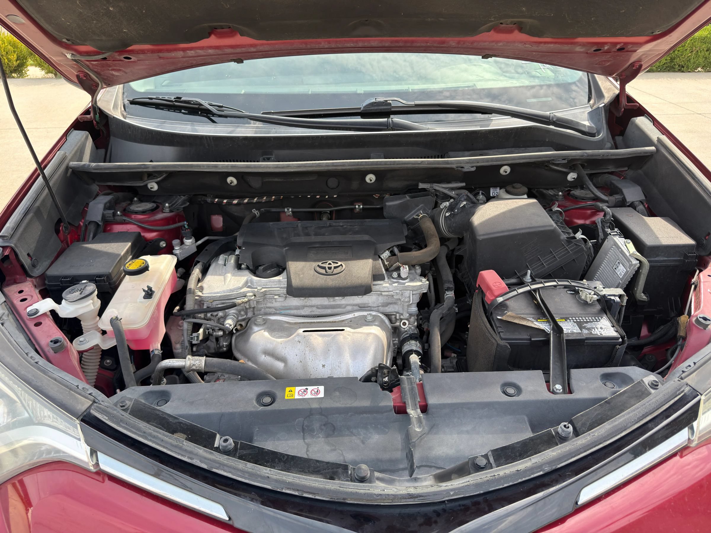 Used 2018 Toyota RAV4 XLE FWD image 32