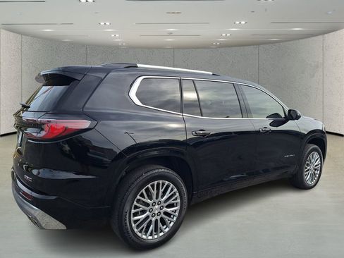 Used 2024 GMC Acadia Denali FWD image 5