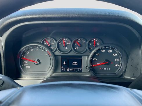 Used 2025 Chevrolet Silverado 1500 Custom Trail Boss AWD/4WD image 12