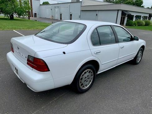Used 1996 Nissan Maxima GLE FWD image 12