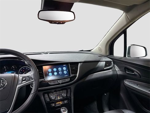 Used 2017 Buick Encore Preferred image 24