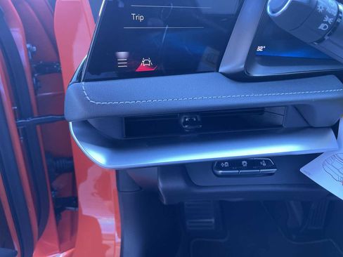 New 2026 Chevrolet Corvette Stingray Coupe w/ 1LT image 17