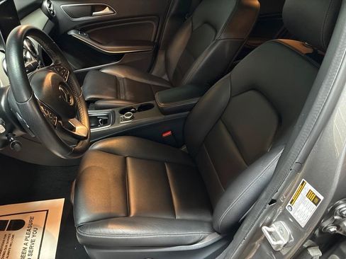 Used 2016 Mercedes-Benz GLA 250 image 17