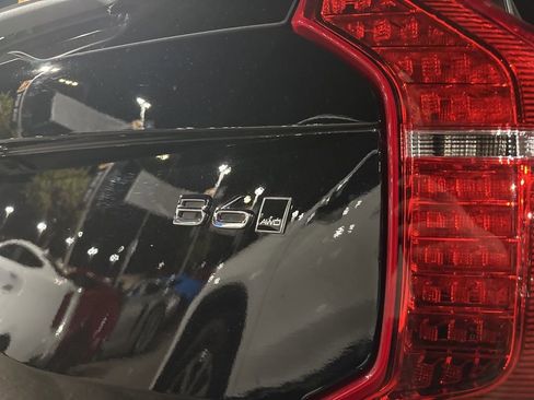 Used 2024 Volvo XC90 B6 Plus w/ Protection Package Premier image 7