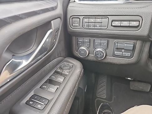 Used 2023 GMC Yukon Denali w/ Max Trailering Package image 22