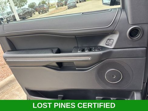 Used 2024 Ford Expedition Max XLT RWD image 20