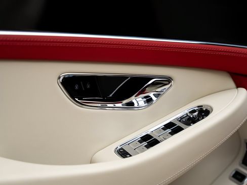 Used 2023 Bentley Continental GT Azure AWD/4WD image 55