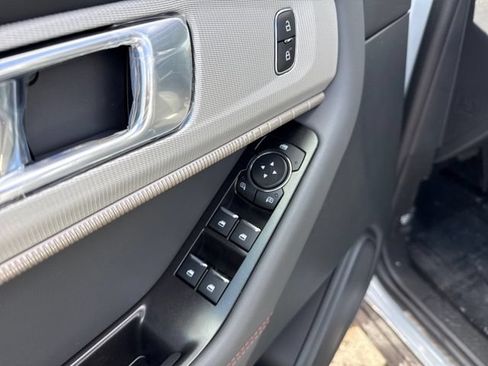 New 2026 Ford Explorer Active w/ Active Comfort Package AWD/4WD image 33