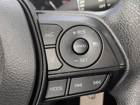 Certified 2025 Toyota RAV4 LE FWD image 24