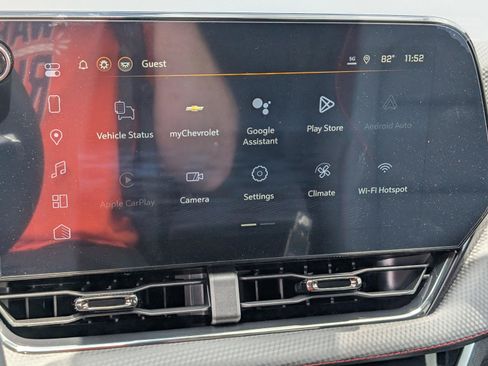 New 2026 Chevrolet Equinox RS w/ Convenience Package III FWD image 23