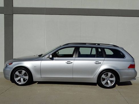 Used 2007 BMW 530xi Wagon image 9