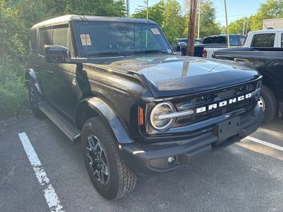 Certified 2025 Ford Bronco Outer Banks
