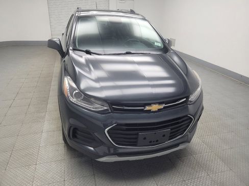 Used 2018 Chevrolet Trax LT w/ LT Convenience Package AWD/4WD image 14
