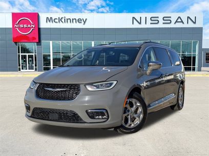 Used 2022 Chrysler Pacifica Limited