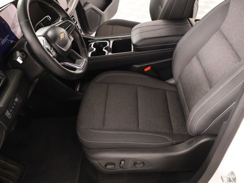 Used 2025 Chevrolet Traverse LT w/ Driver Confidence Package AWD/4WD image 10