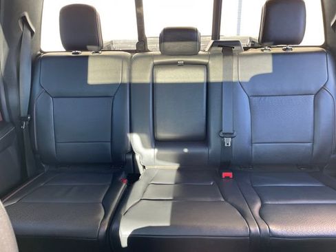 Used 2022 Ford F150 Lariat w/ Equipment Group 502A High image 36