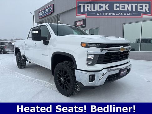 Used 2025 Chevrolet Silverado 3500 LT image 1