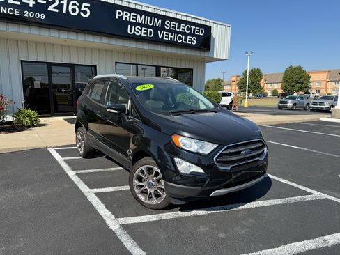 Used 2021 Ford EcoSport Titanium image 7