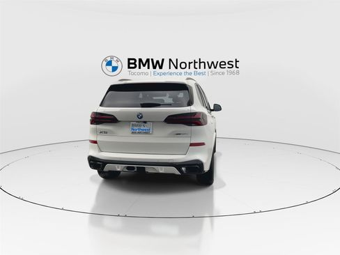 Used 2026 BMW X5 xDrive50e w/ Executive Package image 2