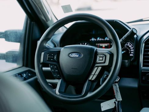 Used 2021 Ford F350 XLT w/ XLT Value Package image 12