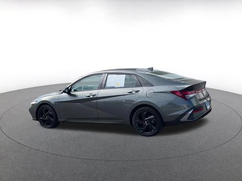 Used 2026 Hyundai Elantra Sport FWD image 10